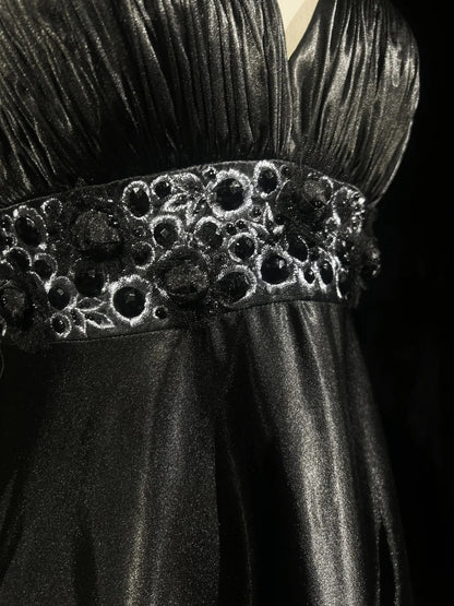 Robes de bal vintage Trapèze Empire Satin Noir Perlées Années 1980 Longue Robe de soirée N2624