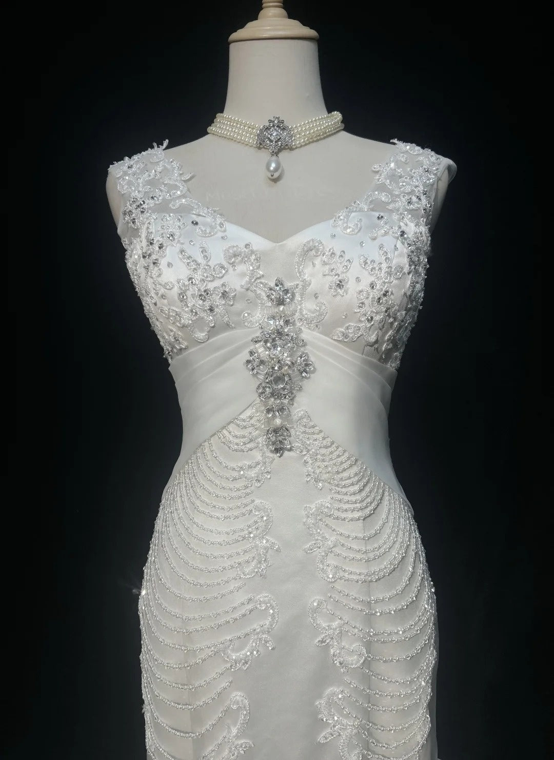 Vintage 90s Wedding Dresses Mermaid V Neck Tiered Layers White Beading Summer Garden Long Bridal Gown N3826