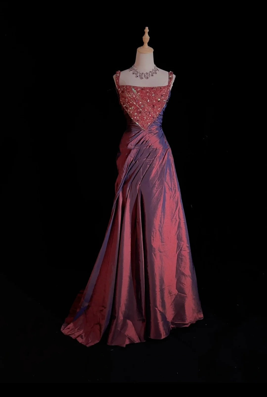 Robes de bal vintage des années 80 sirène col carré en taffetas bordeaux longueur ras du sol avec perles plissées tenues de soirée N3127