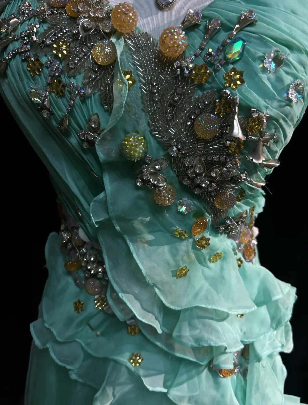 Robes de bal vintage coupe trapèze asymétriques vert menthe années 70 avec volants en mousseline longue robe de soirée formelle N2525