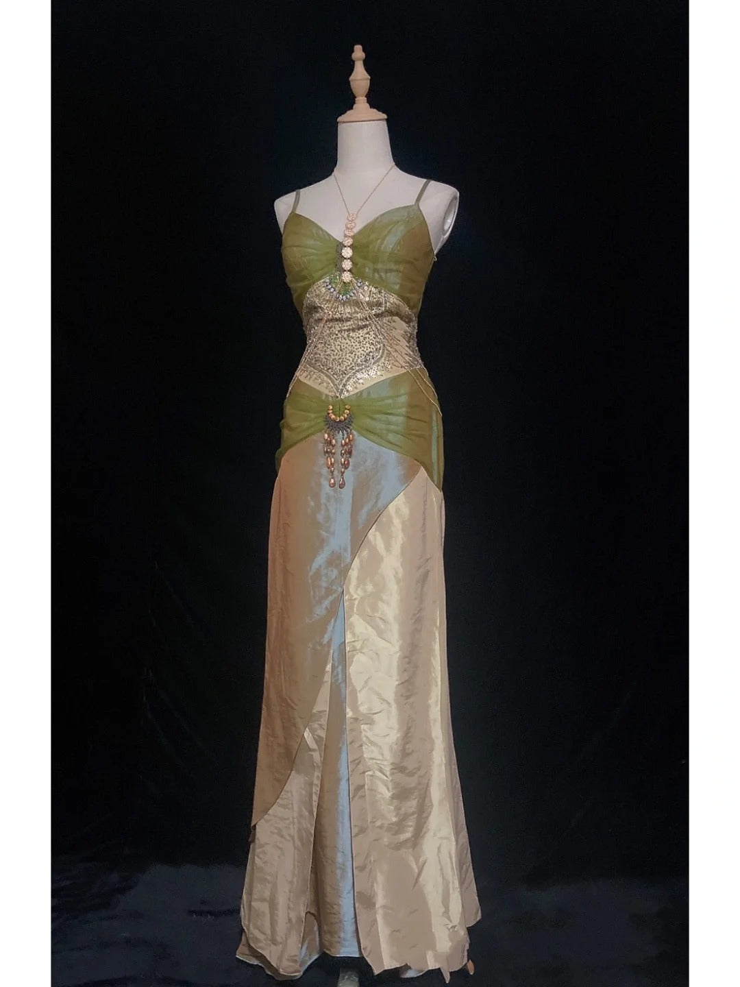 Inspiration für bescheidene Abschlussballkleider: Meerjungfrauen-Spaghettiträger, grüner Chiffon mit Perlen im 80er-Jahre-Stil, lange Ballkleider N3409