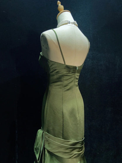 Robes de bal vintage élégantes, sirène, bretelles spaghetti, satin vert olive avec volants, longue robe de soirée N3297
