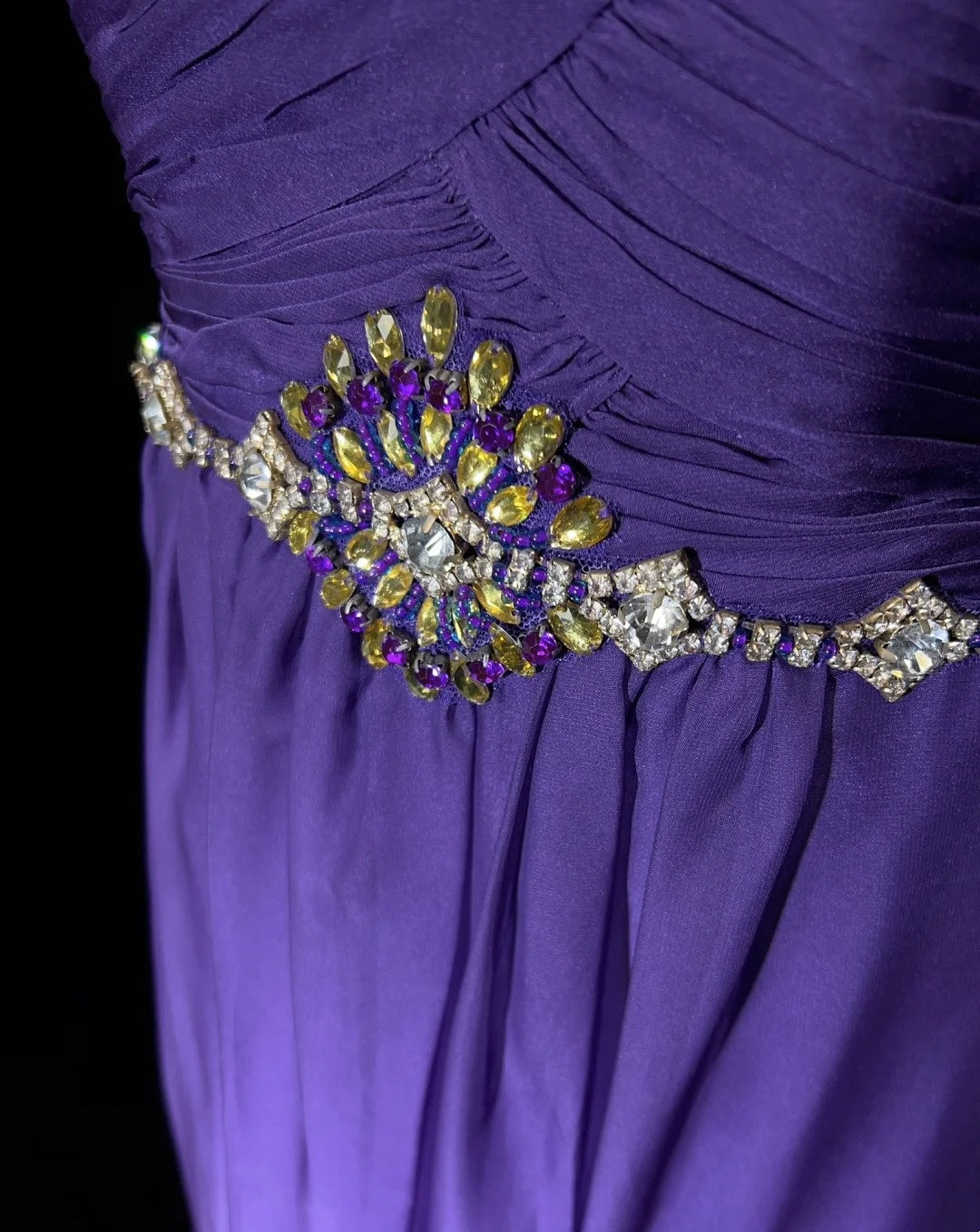 Inspiration robes de bal vintage trapèze licou dégradé raisin en mousseline longues années 90 avec perles robes de soirée N3338