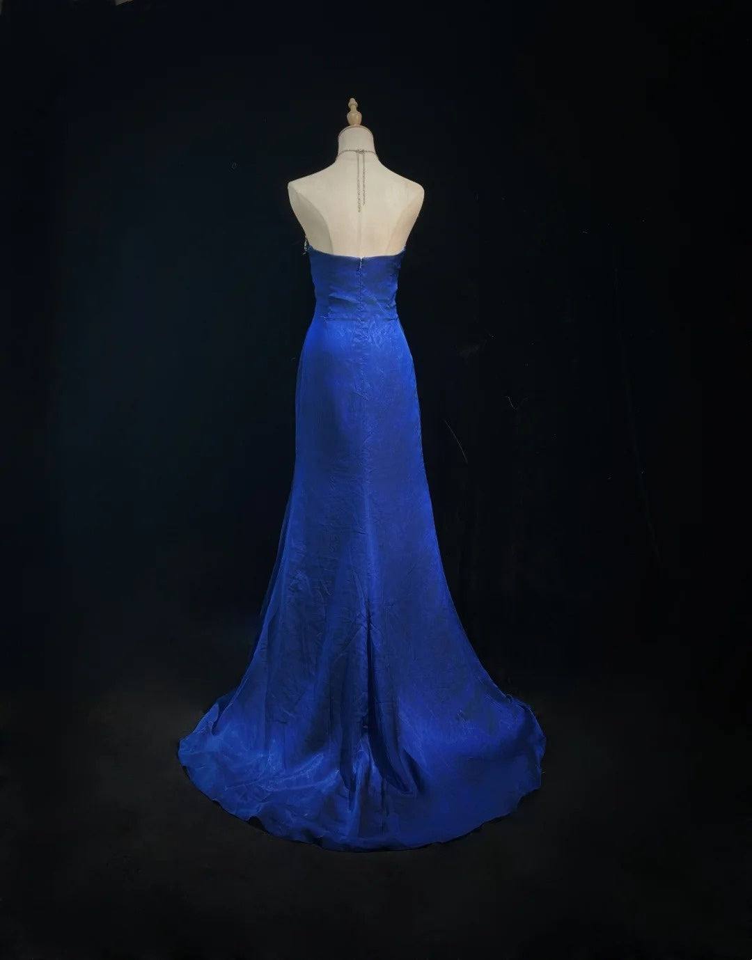 Vintage Ballkleider 1960er Meerjungfrau-Ausschnitt Königsblau Chiffon mit Perlen Langes Ballkleid N3115