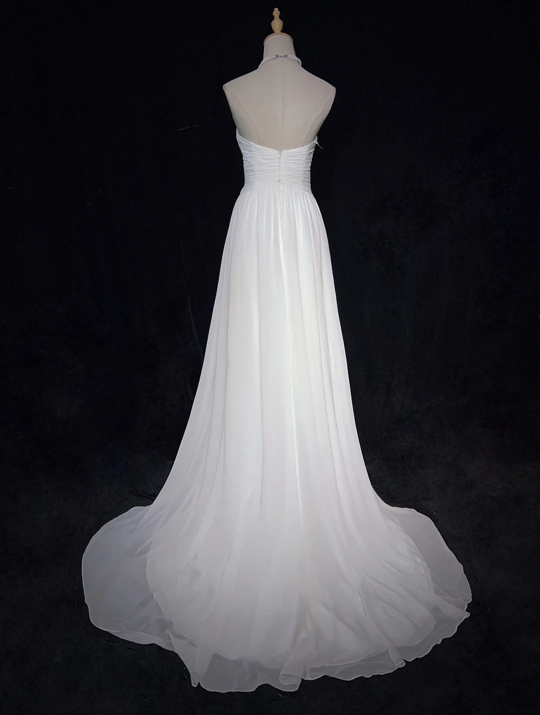 Einzigartige Hochzeitskleider A-Linie Sweetheart Weiß mit Rüschen und Perlen Lange Brautkleid N3644