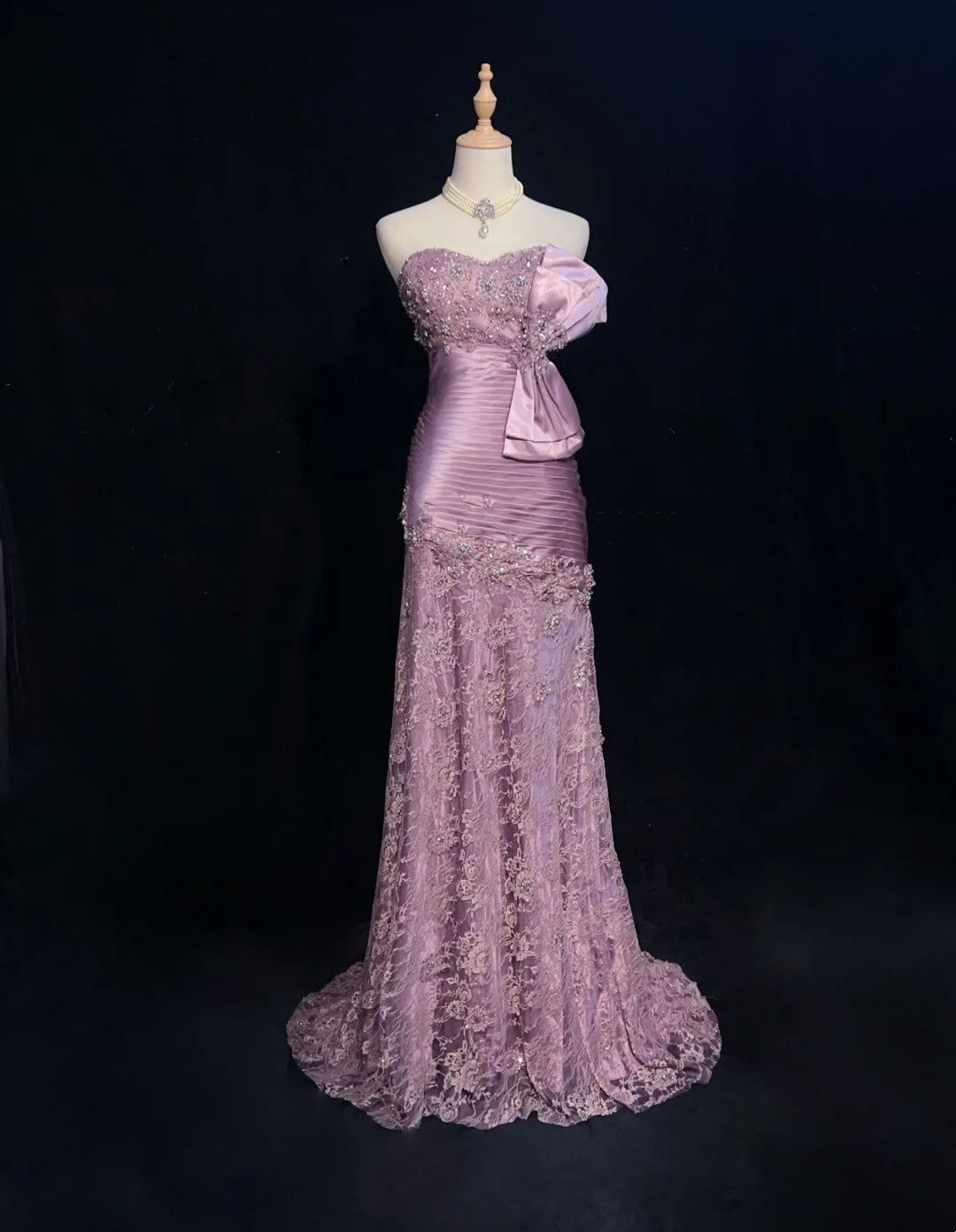 Elegante Abschlussballkleider Meerjungfrau Sweetheart Flieder Tüll Spitze mit Perlen langes Abendkleid N2909