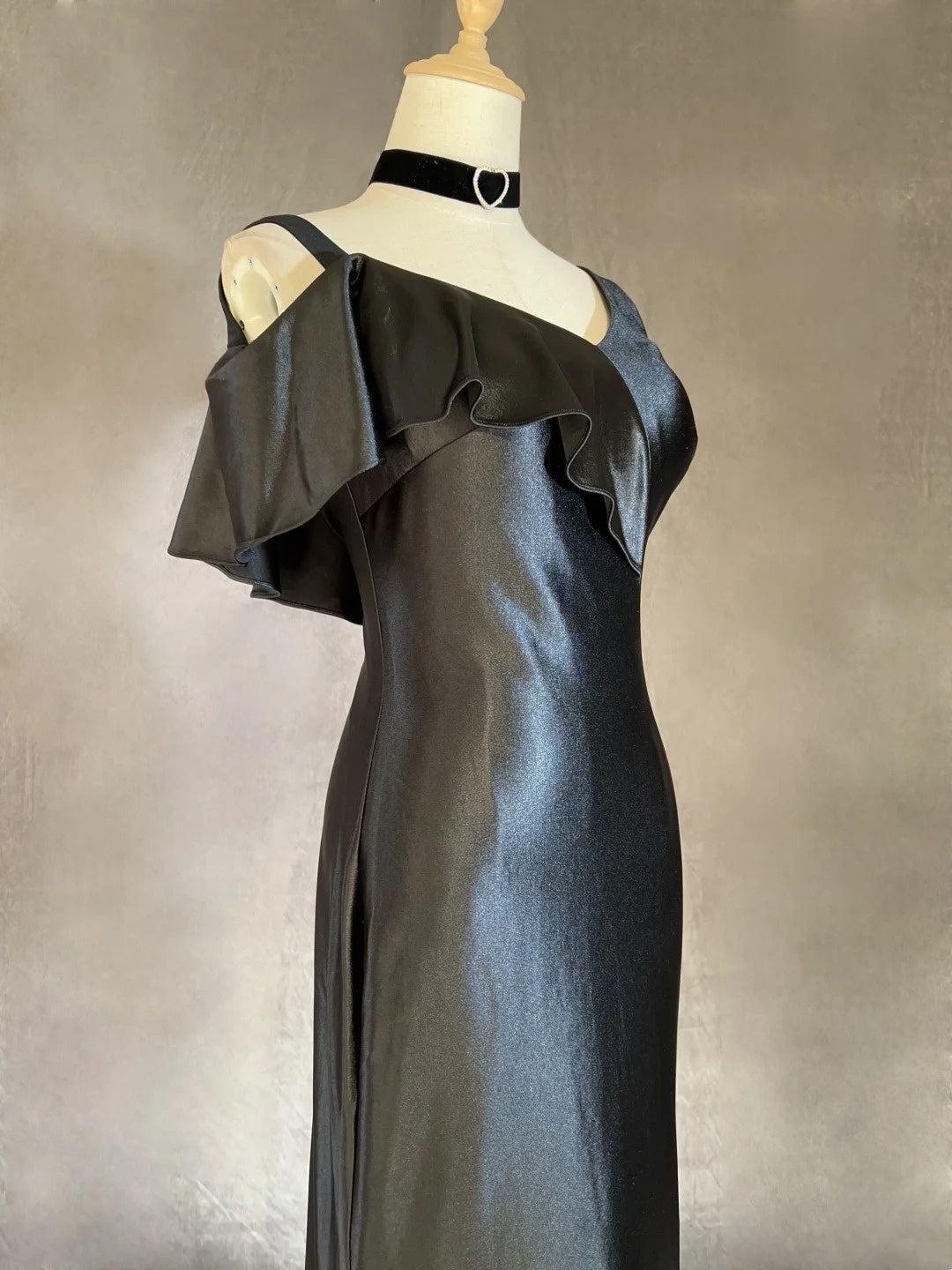 Vintage Prom Dresses Meerjungfrau Spaghettiträger Black Tie Kleid Ärmellos 1990er Lange Abendrobe N2637