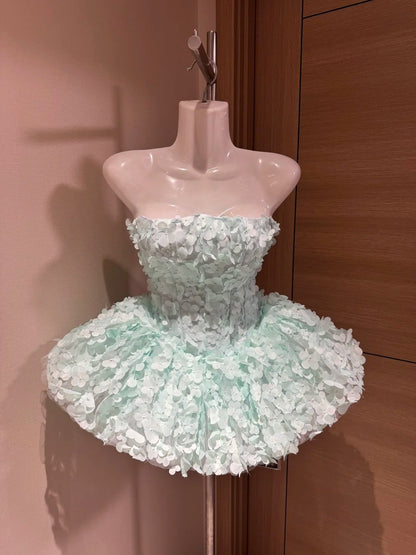 Mignonne Robe de Bal Bustier Vert Menthe Fleurs 3D Robe Courte Soirée à Rio Inspiration Robe de Rentrée Hoco Robes de Bal RB4039