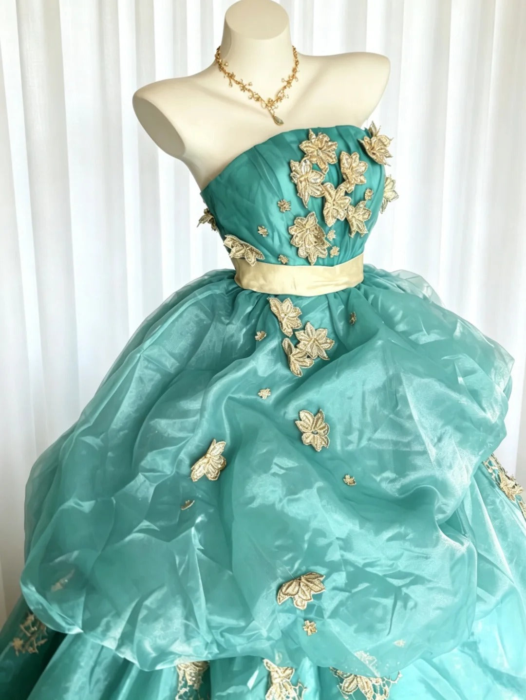 Princess Ball Gown Strapless Blue Ruffled Layers Tiered With Gold Lace Sweet 16 Dresses Quinceanera Dress N4182
