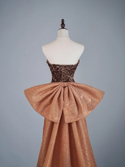 Robe de bal longue à sequins marron, coupe trapèze, sans bretelles, idéale pour les élèves de terminale (N1279)