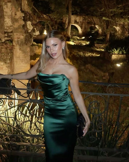 Robe de bal longue sirène bustier en satin vert foncé, style simple, idéale pour une soirée formelle ou un 20e anniversaire (N438)