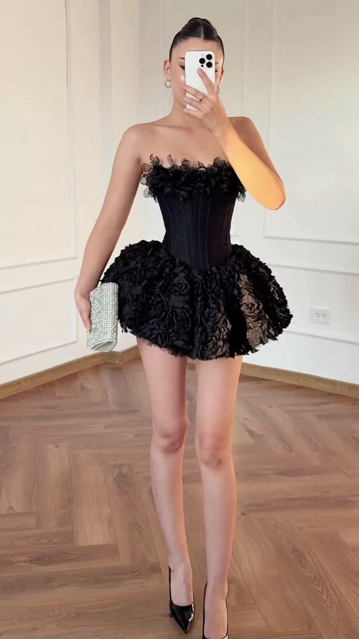 Mignonne Robe de Bal Bustier Courte Noire Soirée à Rio Inspiration Robe de Rentrée Soirée de Rentrée RB4073