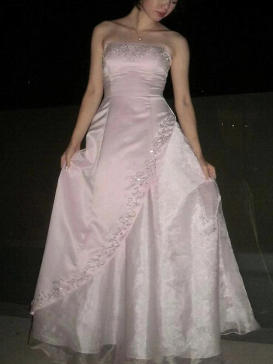 Vintage A-line Light Pink Strapless Prom Dress With Embroidery Evening Outfits Formal Dress N536