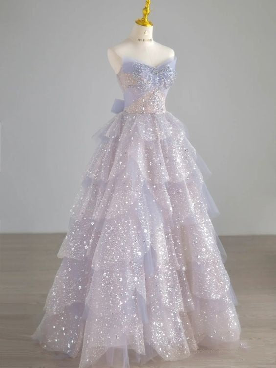 Niedliches Ballkleid mit Herzausschnitt, lila Tüll, ärmellos, mit perlenbesetztem Oberteil, langes Kleid für Quinceañera, Sweet 15 oder 16 Geburtstag, Outfit N705