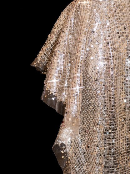 Funkelndes, champagnerfarbenes Pailletten-Meerjungfrauenkleid mit Spaghettiträgern – Inspiration für formelle Abendkleider und Ballkleider N144