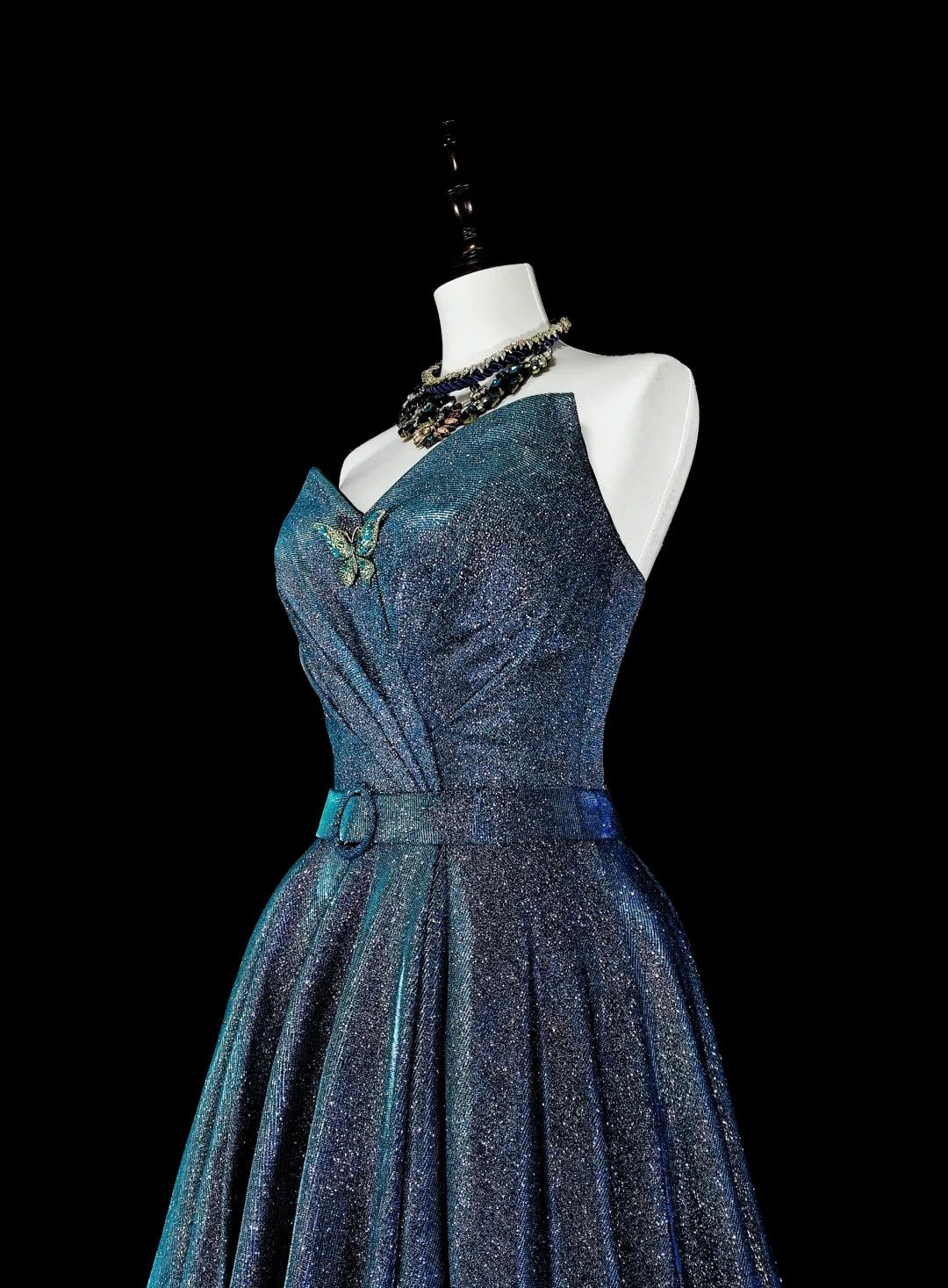 Robe de bal vintage bleu marine à sequins, décolleté cœur, années 70, longue, idéale pour les soirées (N1832)
