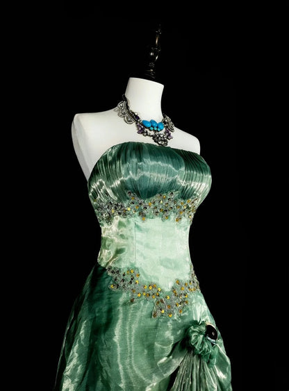Vintage A-Linien-Abendkleid, trägerlos, salbeigrün, 70er Jahre, Organza, langes Abendkleid, N1835