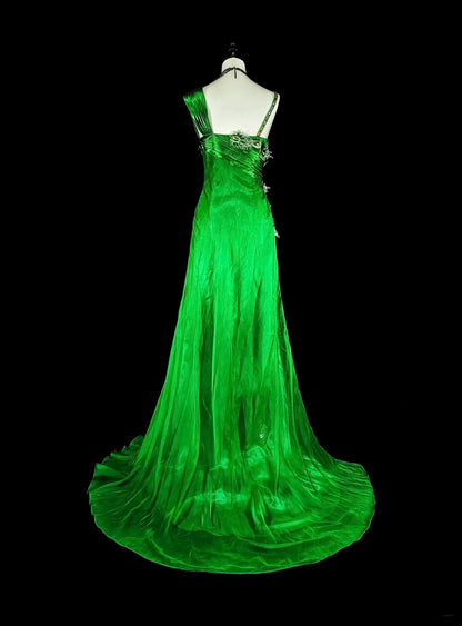 Robe de bal longue verte vintage années 70, coupe trapèze, bretelles, plissée et ornée de perles, référence N1840