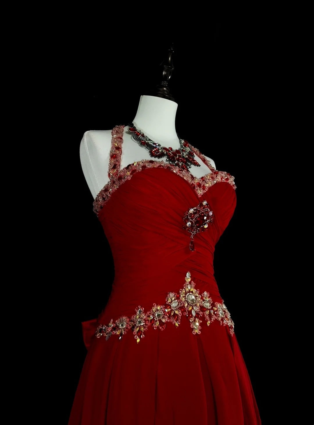Vintage 1760s A Line Halter Red With Back Bow-knot Sleeveless Pleated Long Prom Dresses N1587