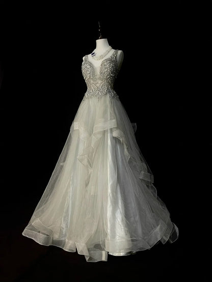 Vintage Ballkleid mit V-Ausschnitt, silberner Tüll mit Perlenbesatz, Abschlussballkleid, Sweet 16 Kleid, Quinceañera Kleid, lang, 15 Vestidos De Fiesta N1439