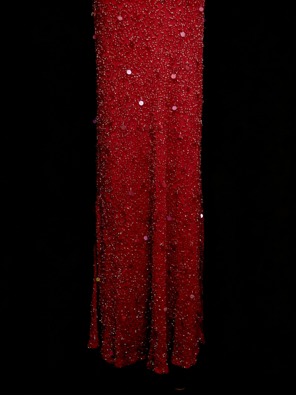 Robe fourreau rouge à sequins, col rond, style modeste, idéale pour une soirée formelle ou une remise de diplômes (N1155)