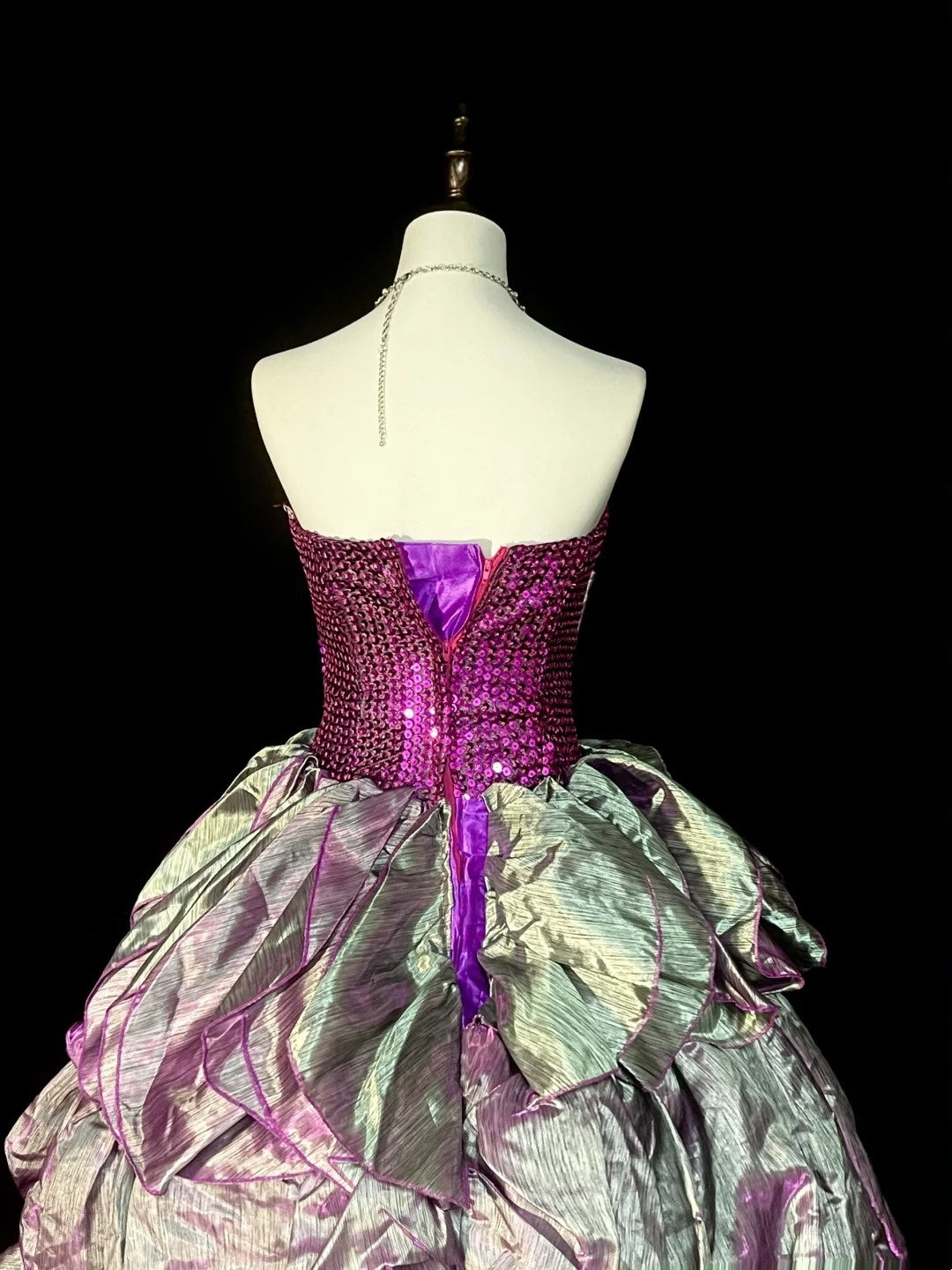 Vintage Ball Gown Strapless Grape Organza With Ruffles Sweet 16 Dresses Quinceanera Dress Long 15 Vestidos De Fiesta N1459