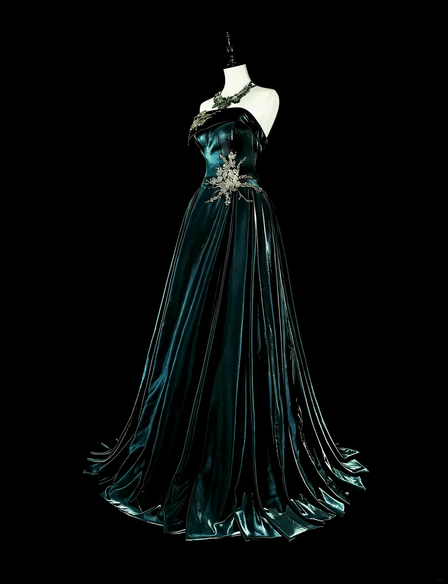 Robe de bal longue vintage années 70, coupe trapèze, bustier, en velours vert foncé avec appliques dorées, référence N1845