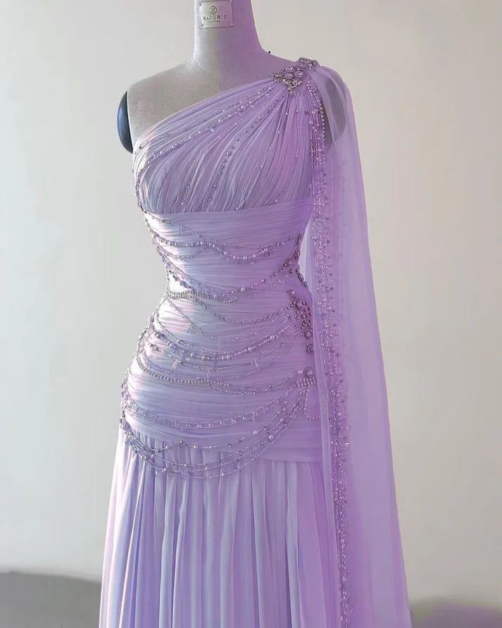 Robe de soirée longue en mousseline rose, élégante, asymétrique, fourreau, épaule dénudée, idéale pour un bal de promo ou une cérémonie (AB525)