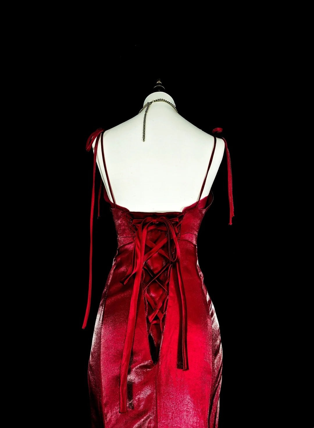 Robe de bal vintage sirène à fines bretelles bordeaux, inspiration classique, robe de soirée formelle N1993
