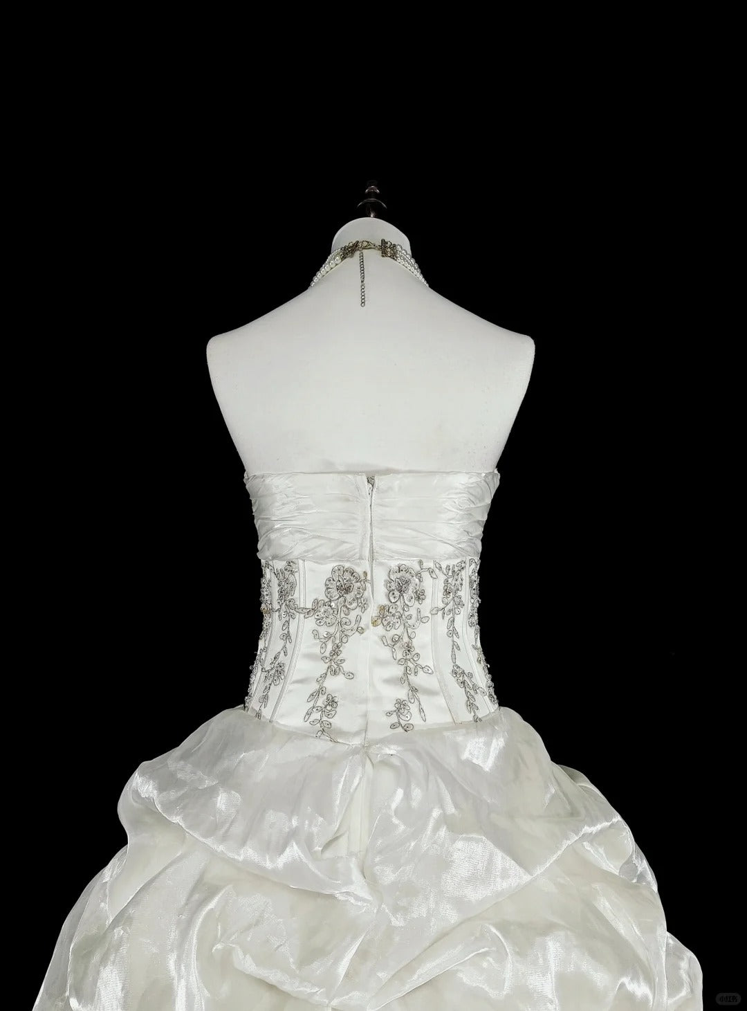 Romantische Brautkleider Ballkleid Herzförmiger Ausschnitt Elfenbein mit Perlenkristallen Langes Brautkleid N3412
