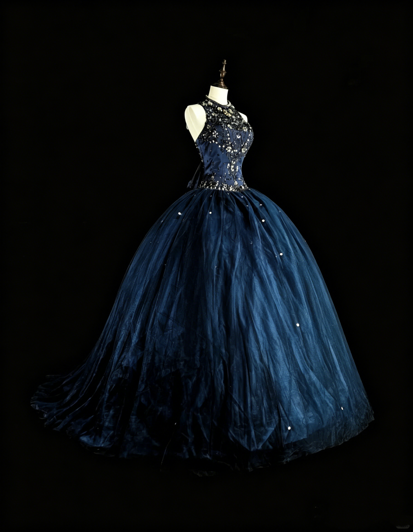 Bescheidene Abschlussballkleider Ballkleid Marineblau Tüll Ärmellos Sweet 16 Kleid Formelle Abendgarderobe N3515