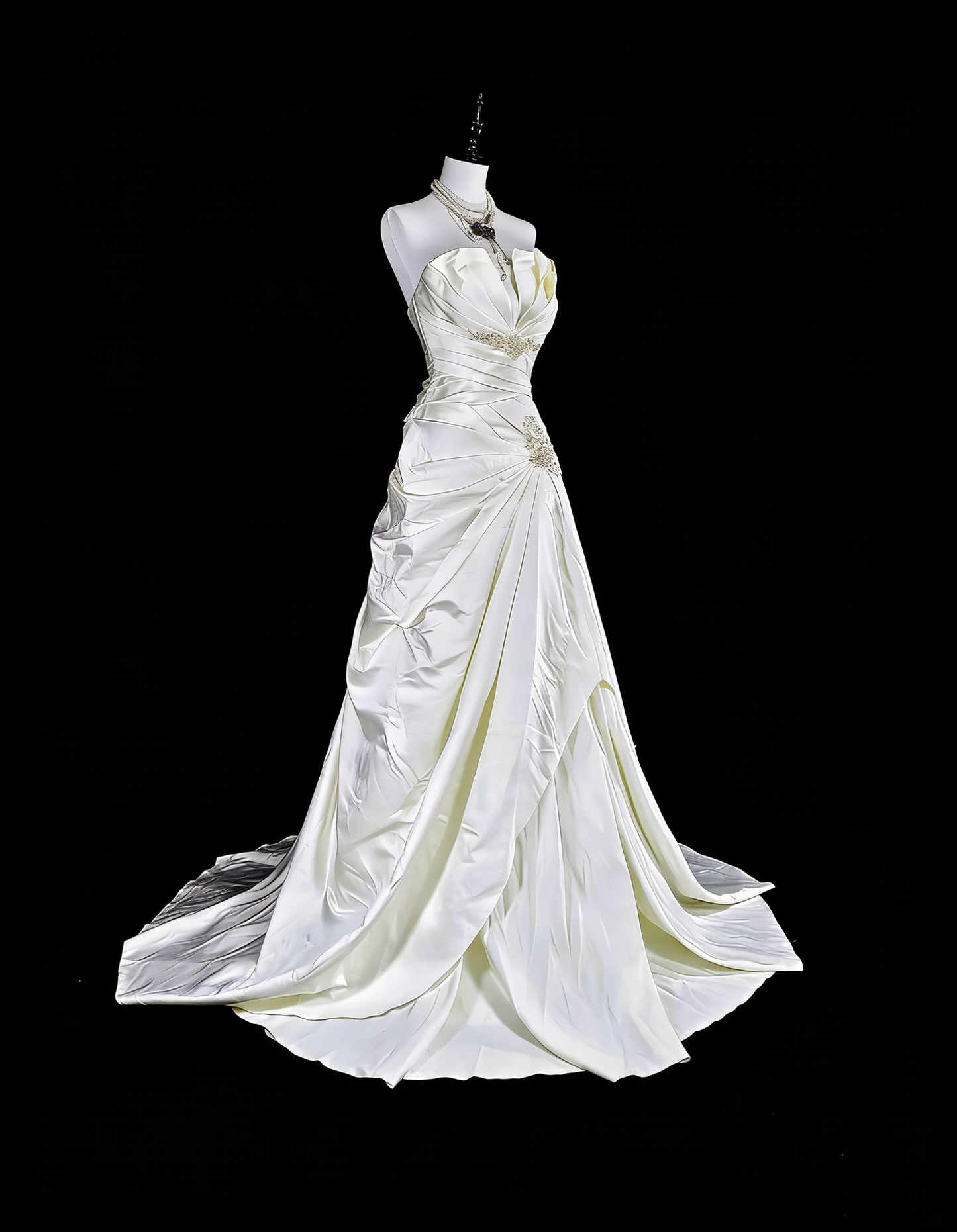 Robes de mariée uniques sirène bustier ivoire avec cristaux perlés longue robe de mariée N3419