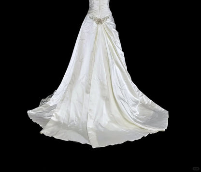 Robes de mariée uniques sirène bustier ivoire avec cristaux perlés longue robe de mariée N3419
