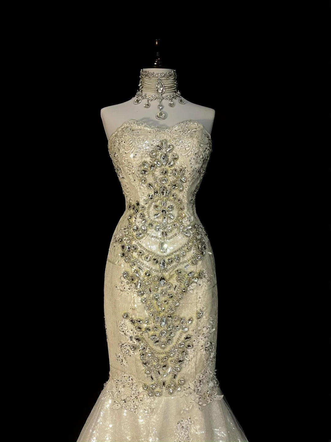 Vintage 80er Jahre Brautkleid Meerjungfrau Herzausschnitt Elfenbein Spitze Tüll Langes Brautkleid Figurbetontes Brautkleid N1470