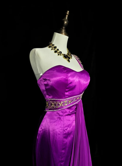Vintage Meerjungfrauen-Abendkleid aus weinrotem Satin mit Perlenstickerei, One-Shoulder-Schnitt, langes formelles Abendkleid, 2000er Jahre, N1361
