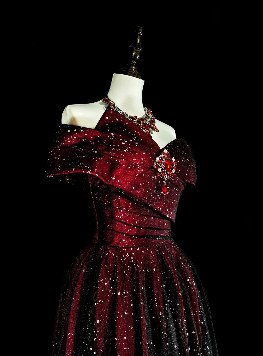 Robes de Bal Rêveuses Vintage Années 90 Rétro Épaules Dénudées Coupe Évasée Bordeaux Noir Longues Tenues de Soirée N2374
