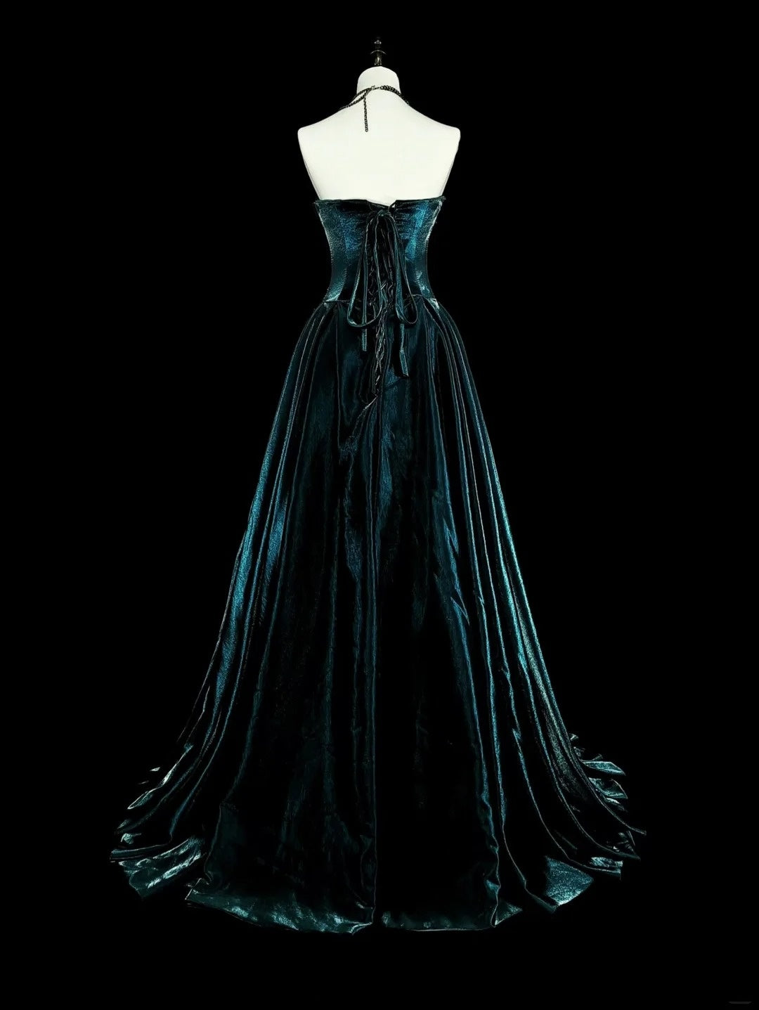 Robe de bal longue vintage années 70, coupe trapèze, bustier, en velours vert foncé avec appliques dorées, référence N1845