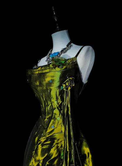 Robe de bal vintage à fines bretelles, vert olive, ornée de perles, sans manches, style années 80, longue robe de soirée formelle N1477