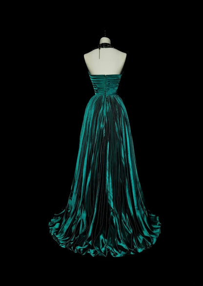 Vintage A-Linien-Neckholder-Abendkleid aus grünem Satin mit Rüschen und Perlenstickerei, ärmellos, 70er-Jahre-Stil, langes formelles Abendkleid N1479