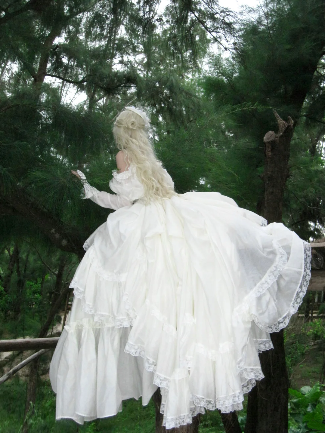 Robe de mariée princesse, robe de bal épaules dénudées en dentelle et tulle blanc, robe de mariée longue et cintrée AB2407