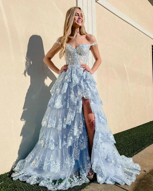 Robe longue bleu clair à épaules dénudées, en tulle à sequins, à volants et fente, avec jupe fendue (Vestidos De Dia AB524)