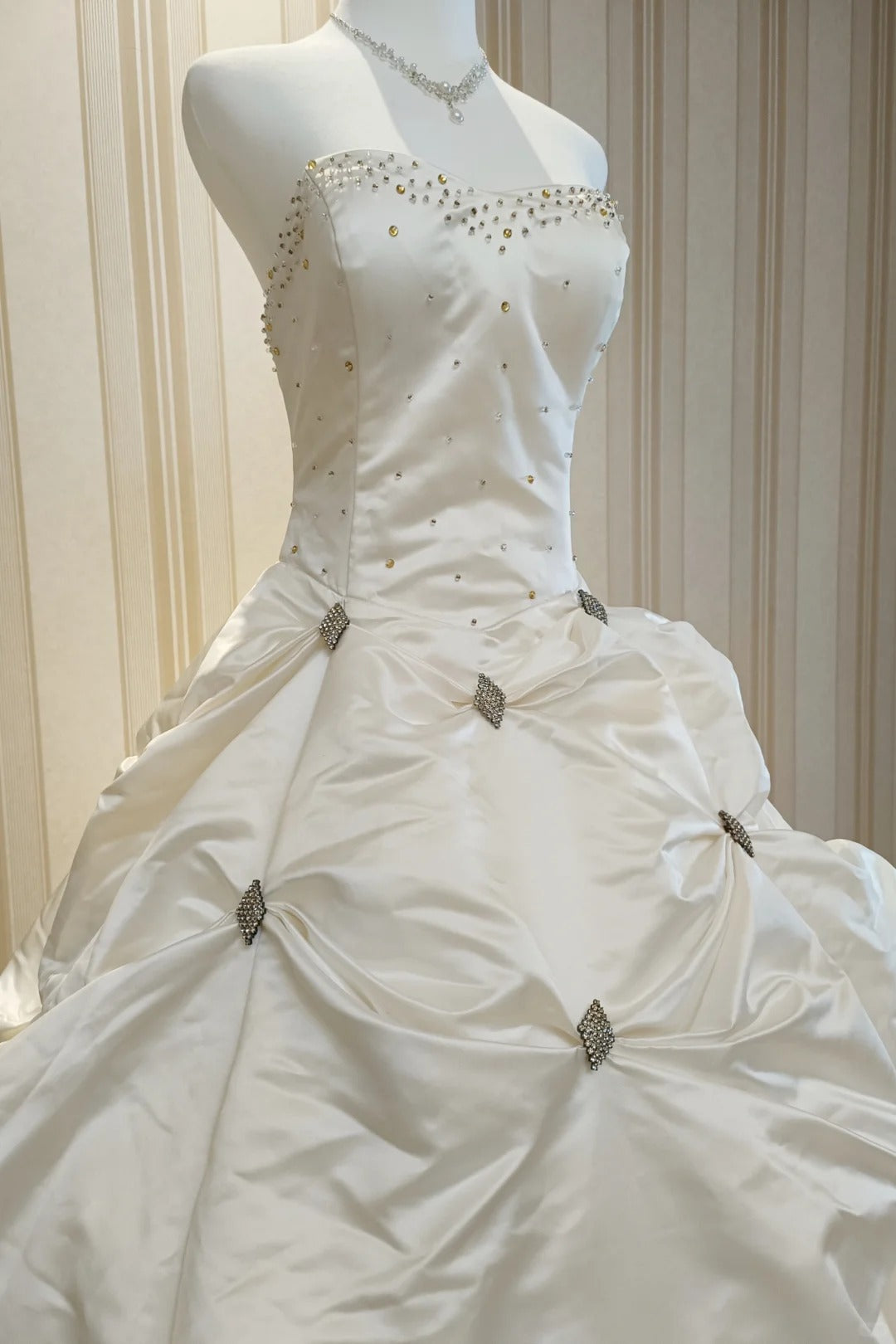 Vintage Wedding Dresses Ball Gown Sweetheart With Beading Summer Long Wedding Dress N4209