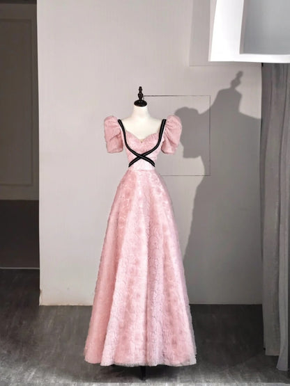 Robe de bal longue en dentelle rose à décolleté cœur, coupe trapèze, idéale pour les élèves de terminale (N1272)