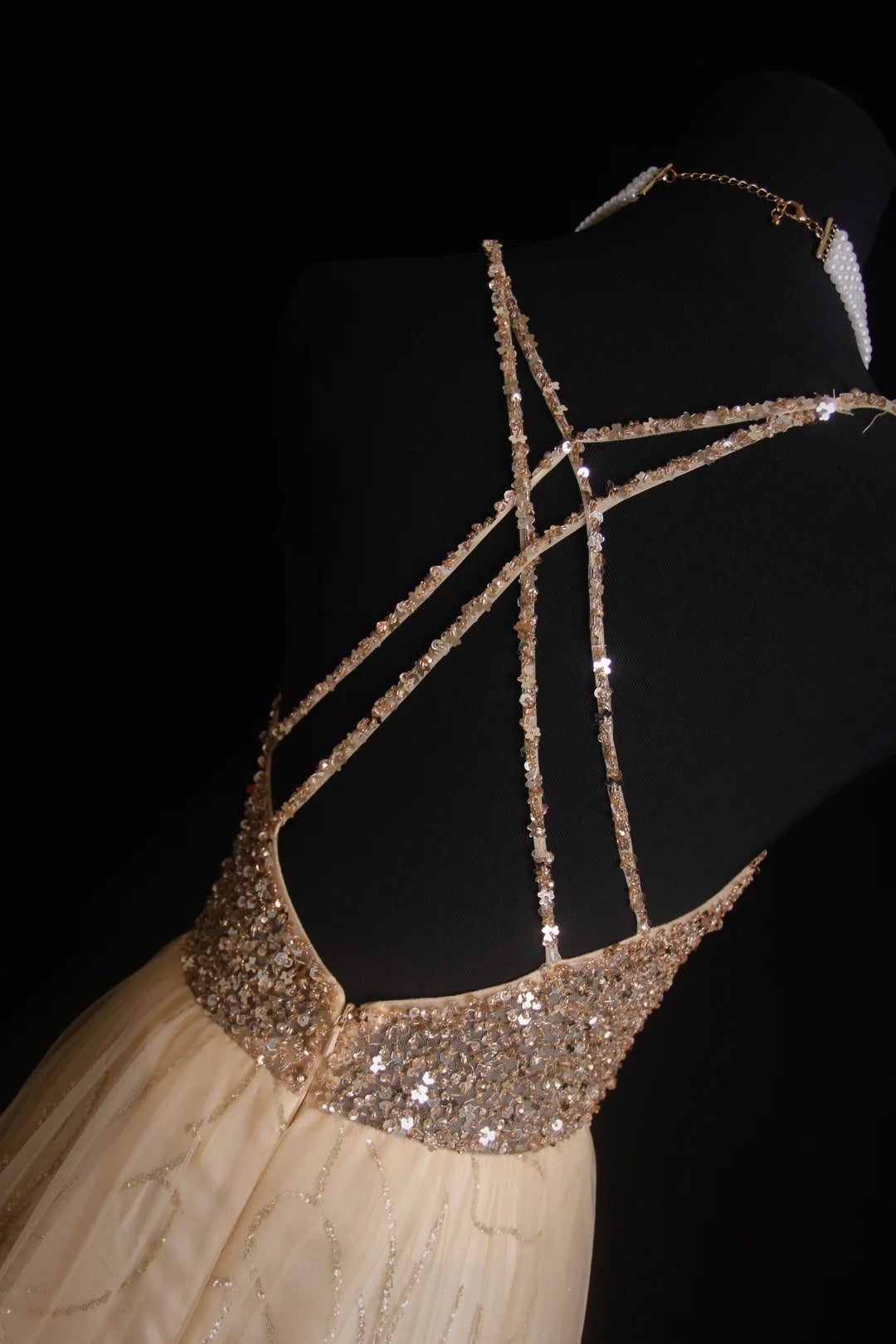 Retro-A-Linien-Kleid mit Spaghettiträgern, Tüll- und Perlenbesatz am Oberteil, langes Ballkleid im Stil der 1950er Jahre, Inspiration für Outfits zum 18. Geburtstag, formelles Kleid N495