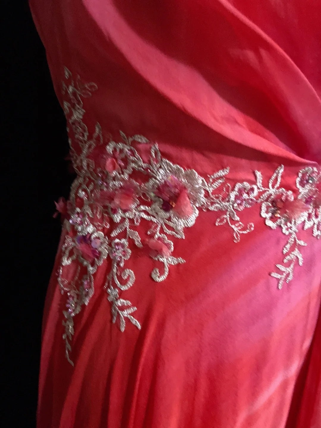 Vintage Abschlussballkleider A-Linie Neckholder Hot Pink Chiffon mit Applikationen Formelle Abendkleider N3855
