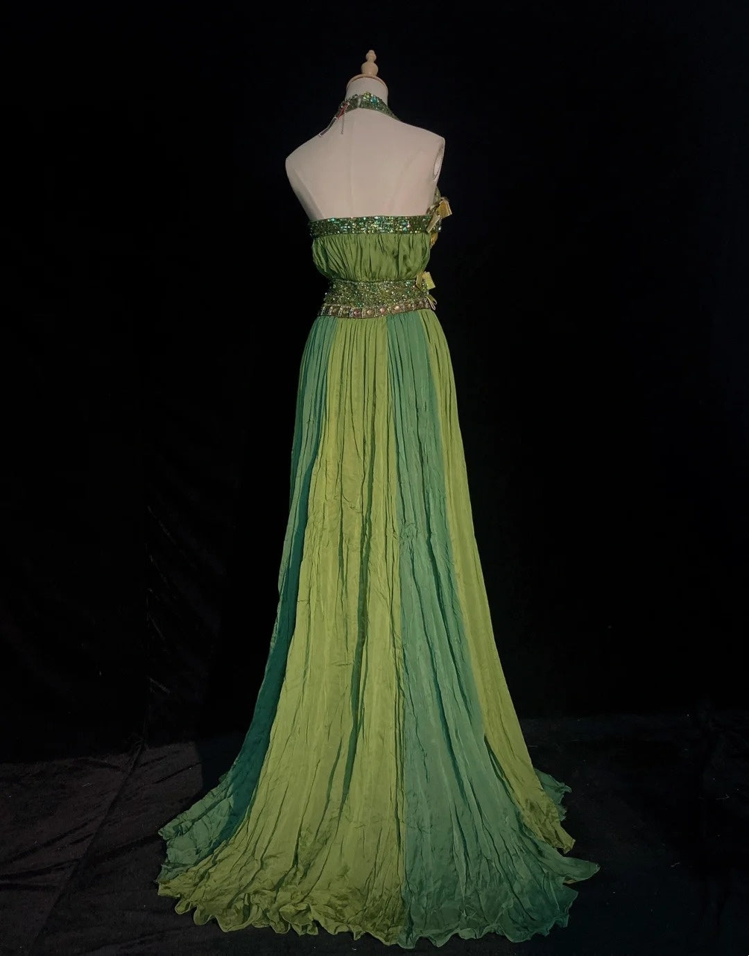 Robes de soirée Glamour A-line en mousseline de soie verte avec perles, tenues de soirée formelles N3843