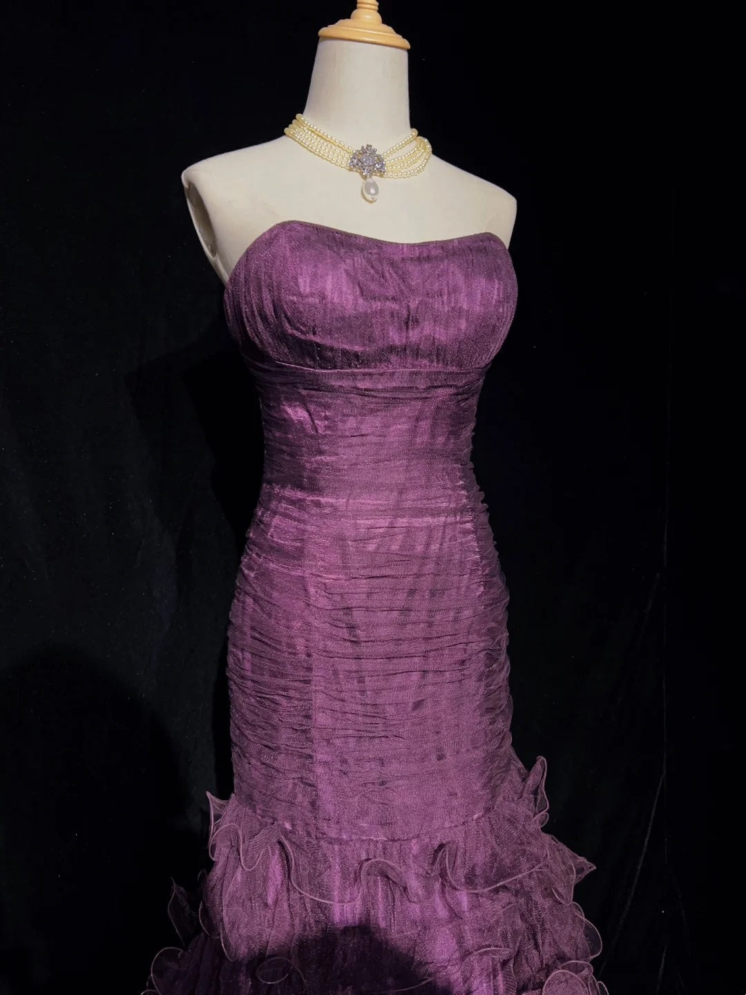 Bescheidene Ballkleider Inspo Meerjungfrau Sweetheart Lila Tüll Rüschen 80er Jahre Lange Abendkleider N3395