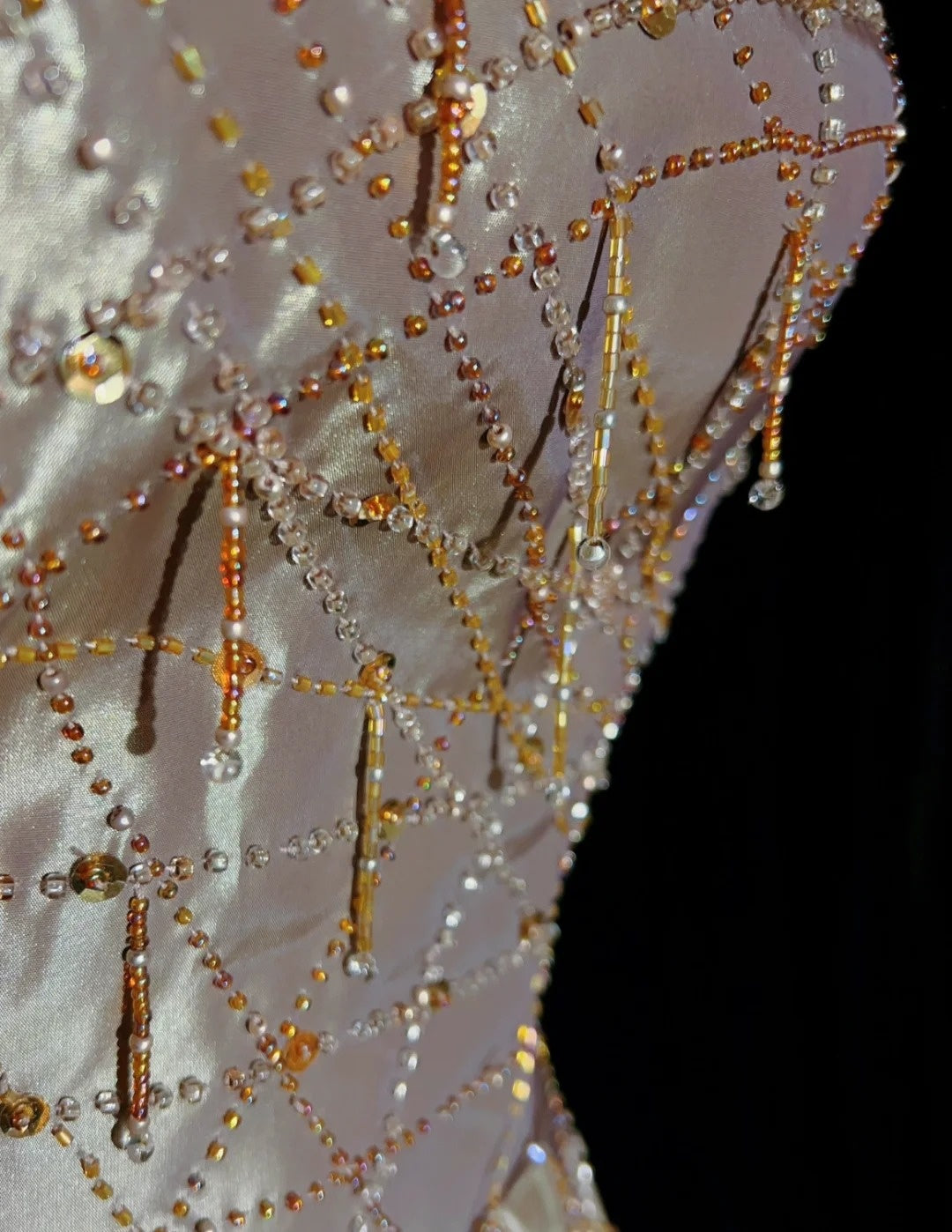 Robes de bal vintage pour le bal de fin d'année, bustier en satin rose poudré des années 80 avec perles, longues tenues de soirée formelles N3870