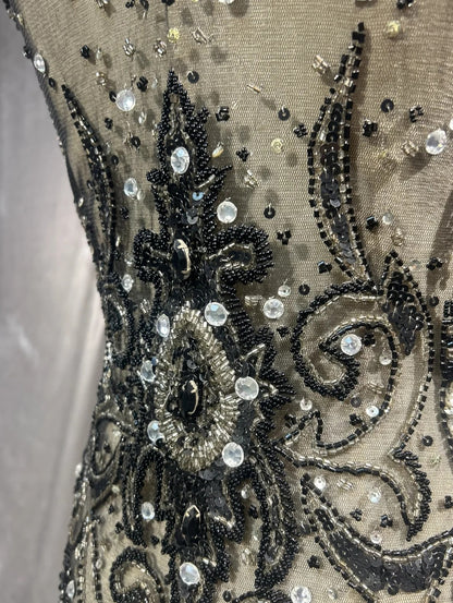 Vintage Abschlussballkleider A-Linie V-Ausschnitt Black Tie Kleid Perlenbesetztes 90er Langes Abendkleid N2652