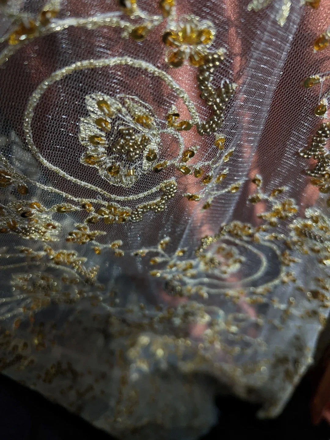 Robes de bal modestes sirène bretelles fines dentelle dorée avec perles longues tenues de soirée N3462